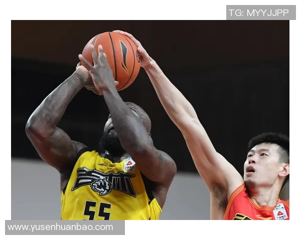 深圳篮球队的转型之路：从传统强队到现代篮球的探索与挑战